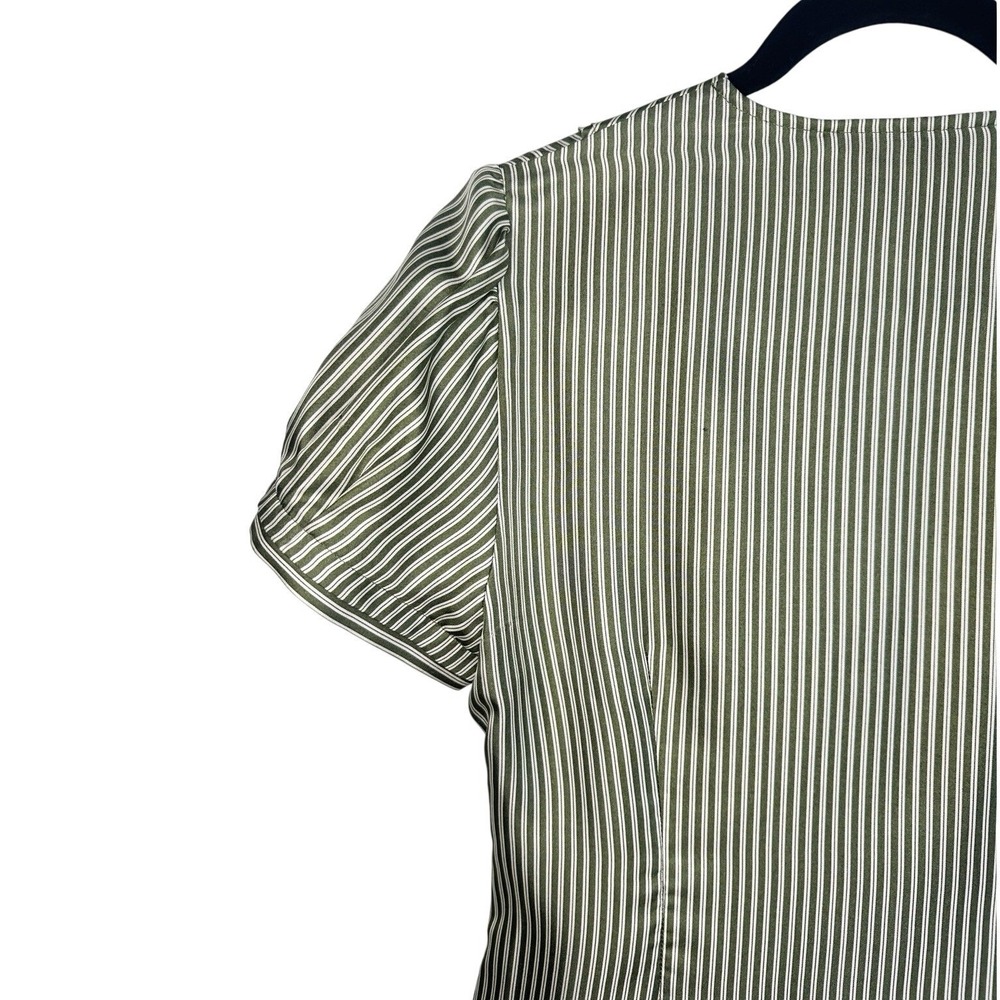 BCBGMAXAZRIA 100% Silk Striped Blouse Patina Green‎ Ruffle V-Neck Small NWT Flaw - Picture 10 of 16